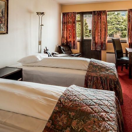 Sande Hotel Luaran gambar